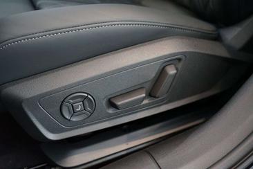 Audi A6 Avant TFSI E 55 E Quattro — photo 16