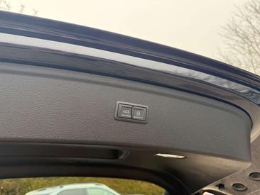 Audi Q5 35 TDI — photo 24