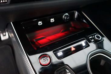 Audi A6 Avant TFSI E 55 E Quattro — photo 25