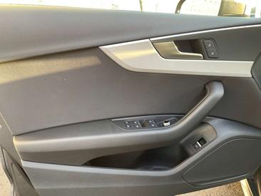 Audi A4 Avant 40 TFSI — photo 5