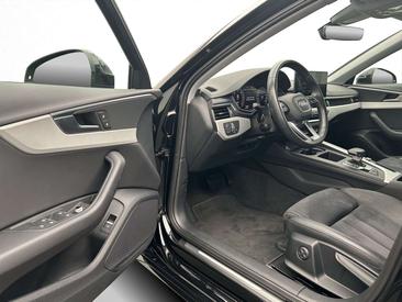 Audi A4 40 TDI — photo 14