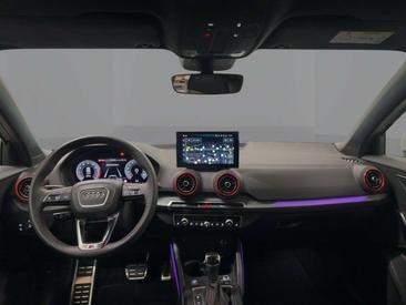 Audi Q2 35 TFSI — photo 10