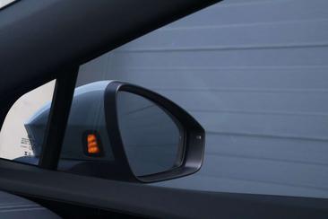 Volkswagen ID.4 Pro S — photo 8