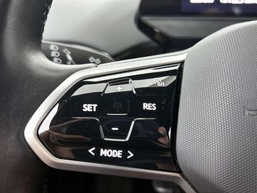 Volkswagen ID.4 Pro Performance — photo 12