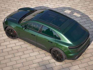 Porsche Macan I 4S Electric — photo 3