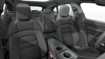 Porsche Taycan — photo 9