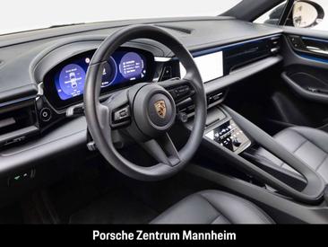 Porsche Macan I 4 Electric — photo 4