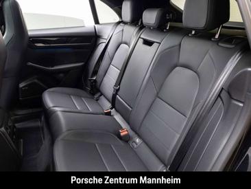 Porsche Macan I 4 Electric — photo 14
