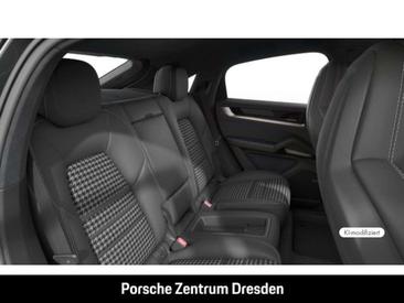 Porsche Cayenne GTS — photo 13