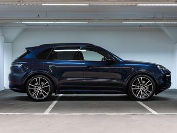 Porsche Cayenne S E-Hybrid — photo 5