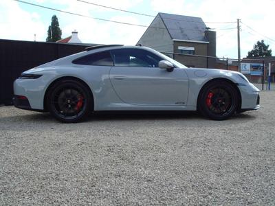 Porsche 911 Carrera GTS