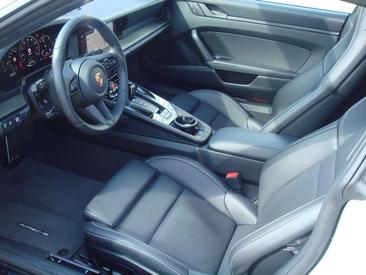 Porsche 911 Carrera GTS — photo 5