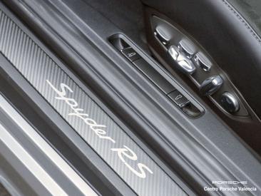 Porsche 718 Cabriolet Spyder RS — photo 30