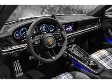 Porsche 911 Turbo S — photo 9