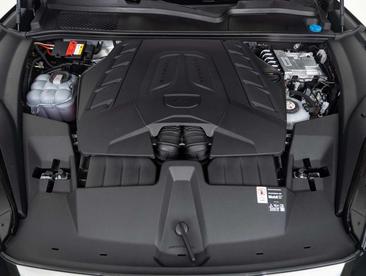 Porsche Cayenne Turbo E-Hybrid — photo 26
