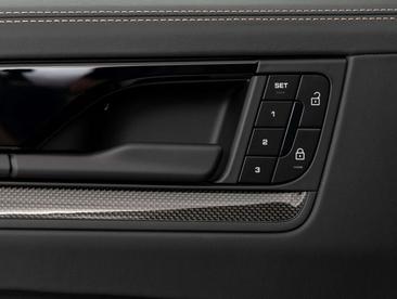Porsche Cayenne Turbo E-Hybrid — photo 40