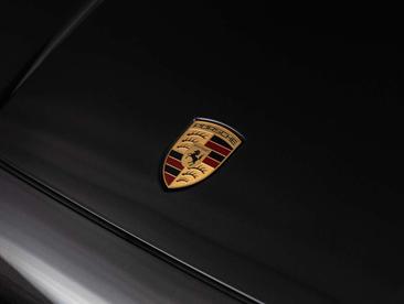 Porsche Cayenne Turbo E-Hybrid — photo 21