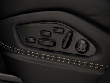 Porsche Cayenne Turbo E-Hybrid — photo 37