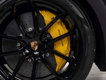 Porsche Cayenne Turbo E-Hybrid — photo 48