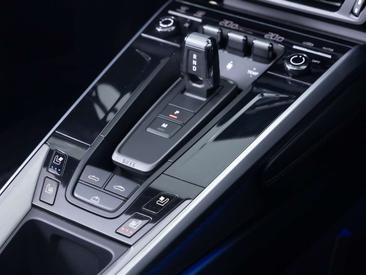 Porsche 911 Cabriolet Carrera S — photo 11