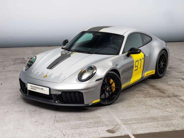 Porsche 911 Carrera GTS — photo 13