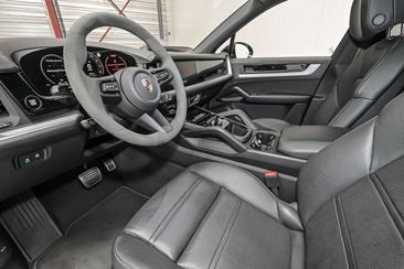 Porsche Cayenne S E-Hybrid — photo 12