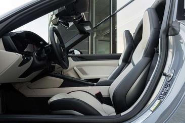 Porsche 911 Targa Targa 4 GTS — photo 14