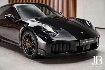 Porsche 911 Turbo S — photo 6