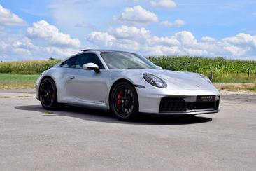 Porsche 911 Carrera GTS — photo 10