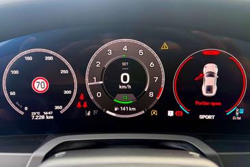Porsche 911 Carrera GTS — photo 30