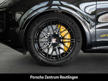 Porsche Cayenne GTS — photo 9