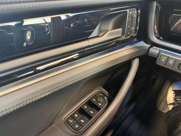 Porsche Panamera Turbo E-Hybrid — photo 22