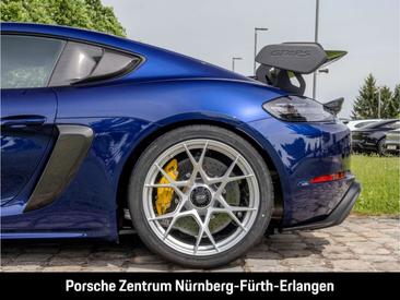 Porsche 718 Cayman GT4 RS — photo 14