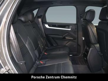Porsche Cayenne E-Hybrid — photo 8