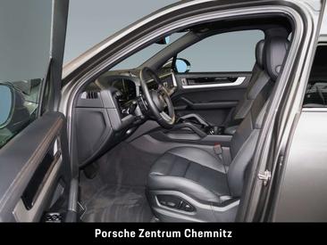 Porsche Cayenne E-Hybrid — photo 12
