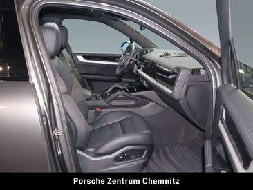 Porsche Cayenne E-Hybrid — photo 13