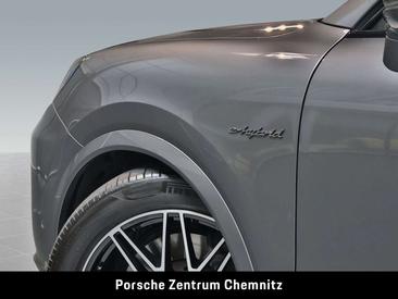 Porsche Cayenne E-Hybrid — photo 34