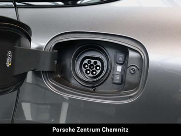 Porsche Cayenne E-Hybrid — photo 36