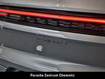 Porsche Cayenne E-Hybrid — photo 39