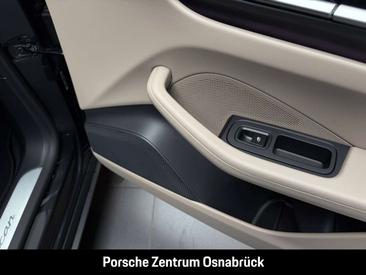 Porsche Macan I Electric — photo 28