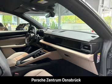 Porsche Macan I Electric — photo 30