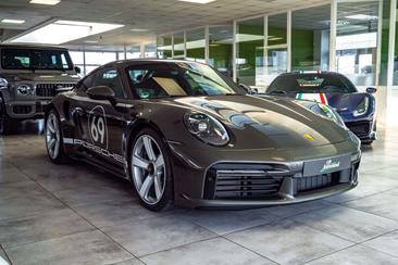 Porsche 911 Turbo S — photo 2