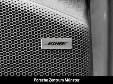 Porsche Macan I 4 Electric — photo 10