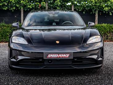 Porsche Taycan — photo 3