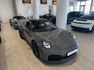 Porsche 911 Carrera GTS — photo 4