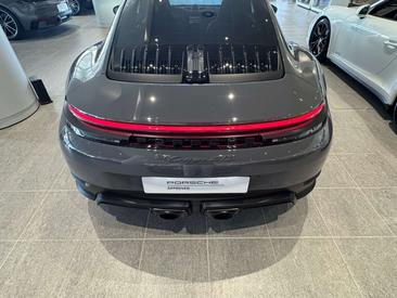 Porsche 911 Carrera GTS — photo 5