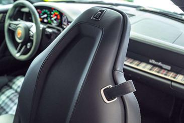 Porsche 911 Turbo S — photo 50