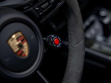 Porsche 911 Targa Targa 4 GTS — photo 26
