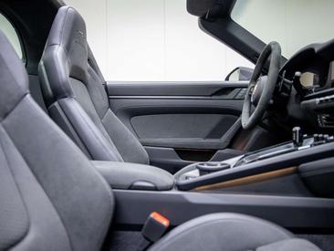 Porsche 911 Targa Targa 4 GTS — photo 28