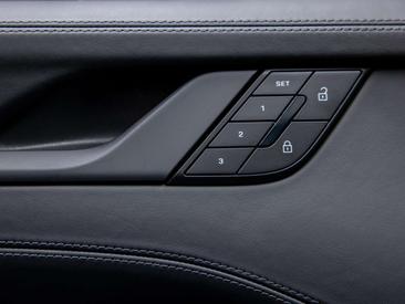 Porsche 911 Targa Targa 4 GTS — photo 40